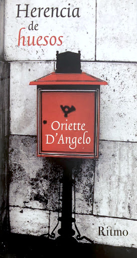 Herencia de huesos, Oriette D'Angelo, Colegio de Ciencias y Humanidades del Plantel Naucalpan de la UNAM, 2017.