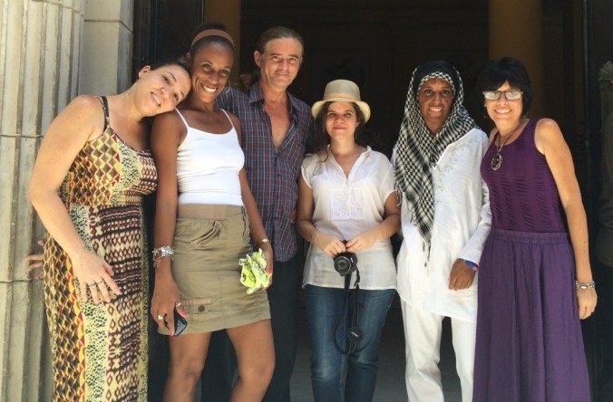 De izquierda a derecha: Yadira Álvarez Betancourt, Zullín Elejalde Macías, Raúl Aguiar, Claudia Alejandra Damiani, Yasmín Portales Machado y Evelin Pérez. 9 de julio de 2016